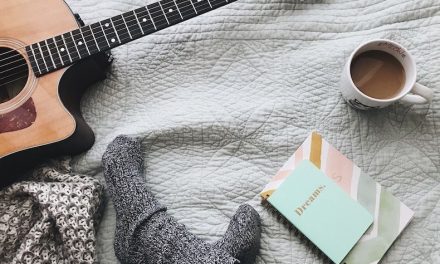 Feeling Overwhelmed? Do A Social Media Detox!