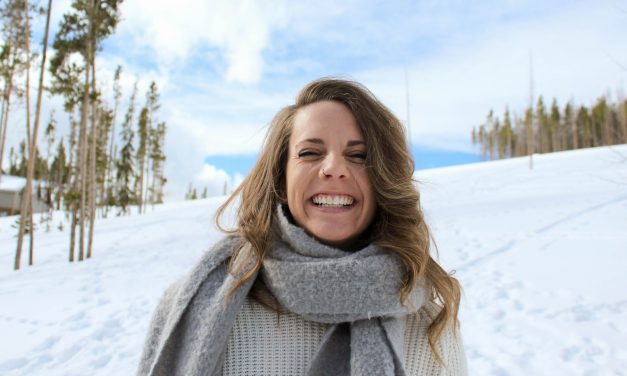 6 Ways A Bright Smile Can Improve Your Confidence