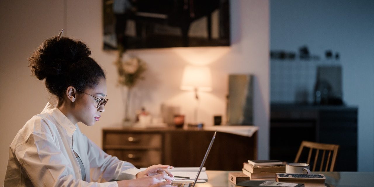 4 Powerful Tips That Help You To Break Away From Your Work Addiction