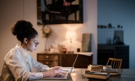 4 Powerful Tips That Help You To Break Away From Your Work Addiction