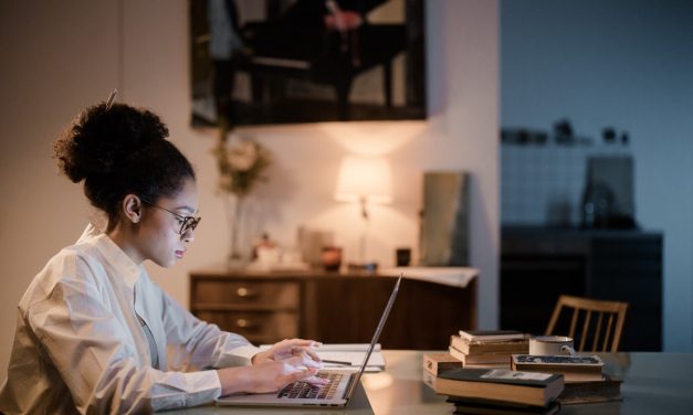 4 Powerful Tips That Help You To Break Away From Your Work Addiction