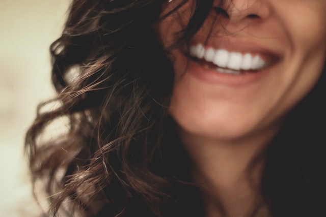 Woman who smiles.