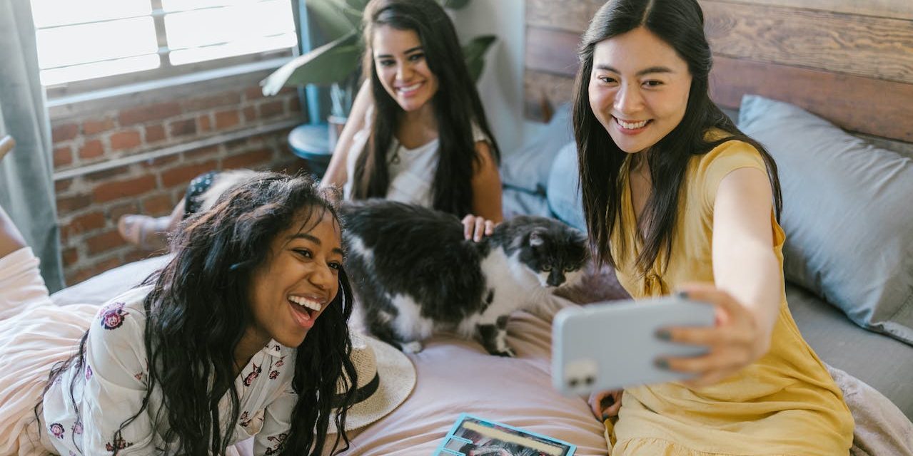 Digital Empowerment for the Sensitive Soul: Thriving Online as a Highly Sensitive Person