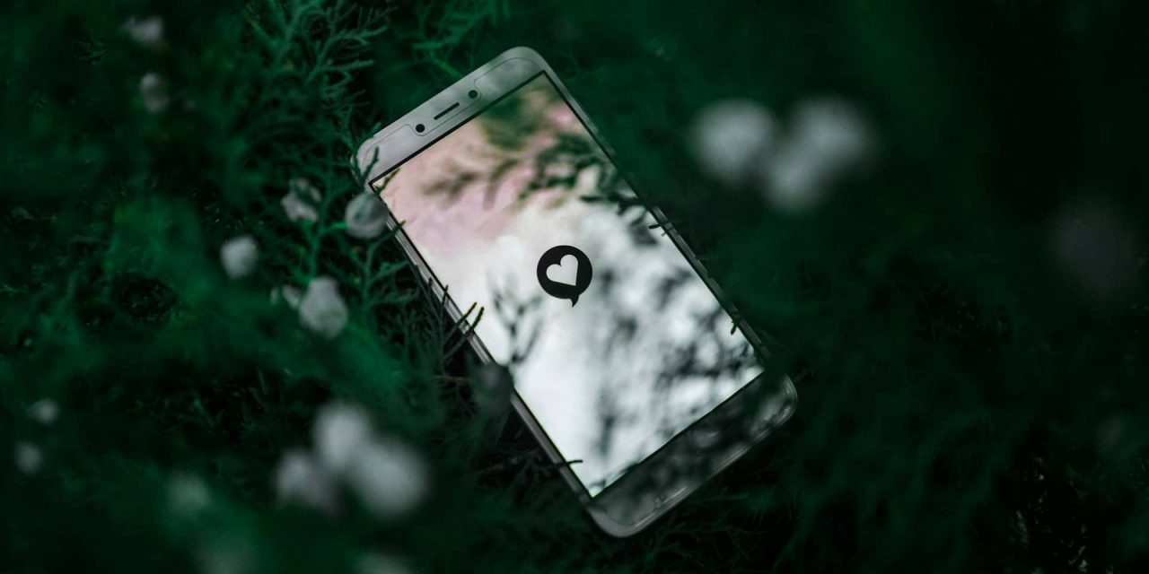 Analyzing the Paradox of Choice in Online Dating: Does More Selection Lead to Better Matches?