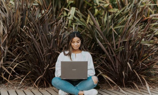 How to Reduce Stress When Applying for College