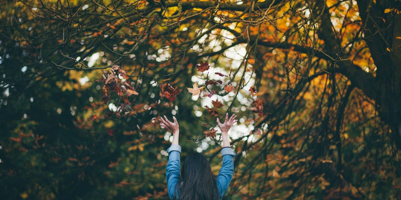 How to Beat the Autumn Blues and Stay Positive During the Colder Months 