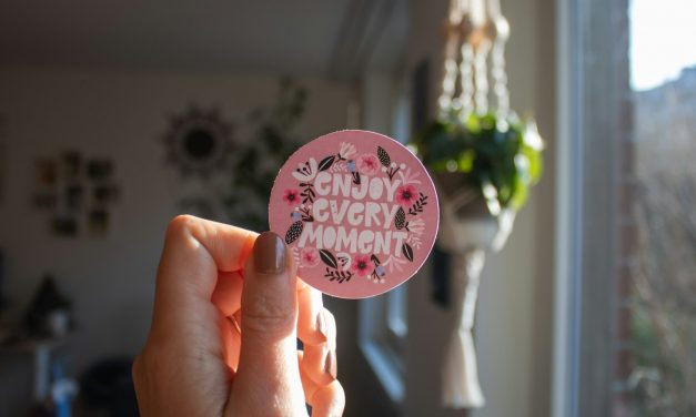 Why Embracing Awe Can Transform the Way HSPs Approach Goal-Setting