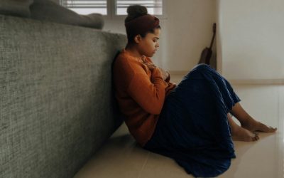 Overcoming Social Anxiety as an HSP: Small Steps to Big Confidence