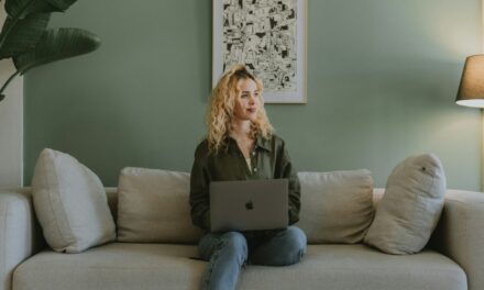 The Convenience Factor: How Online Therapy Approaches Busy Lives