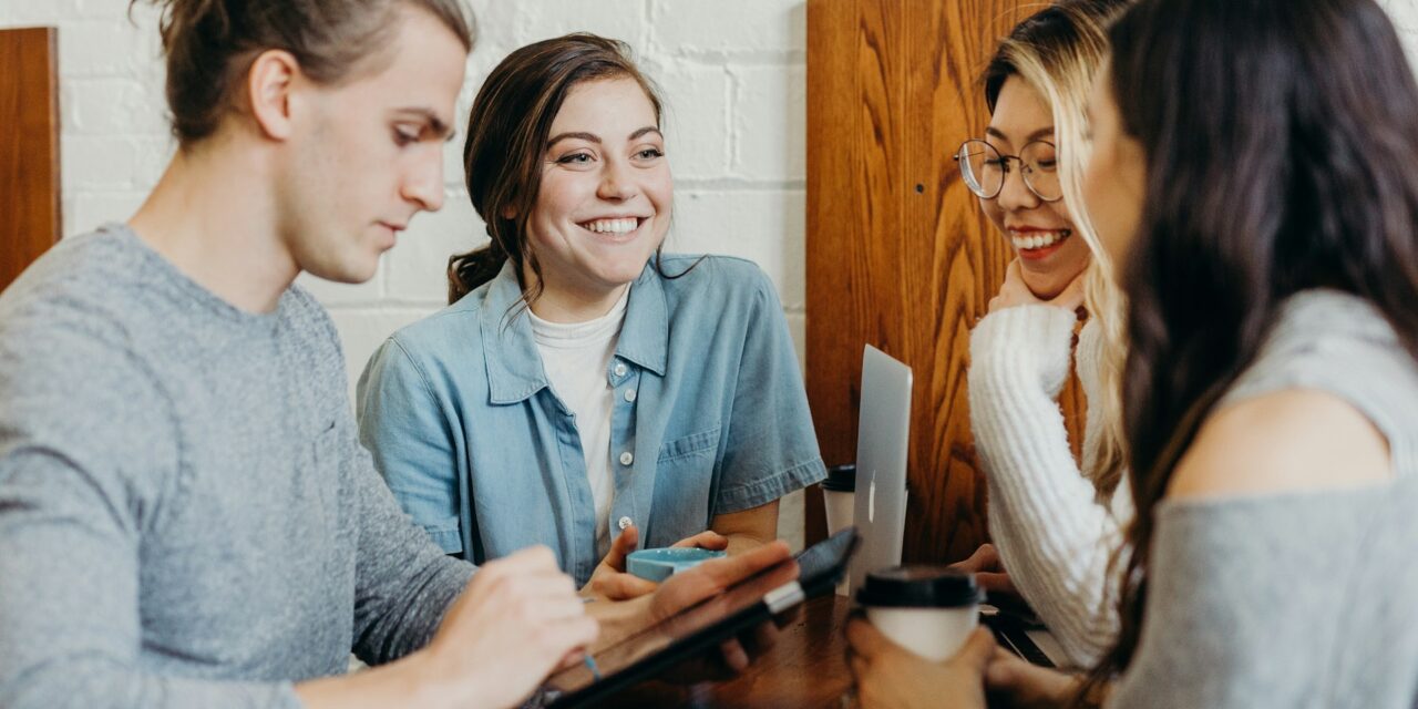 How to ‘Pull In’ Your Aura Before a Big Meeting: Aura Contraction Tips for HSPs